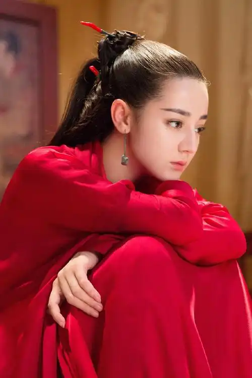 『烈火如歌』烈如歌♀迪丽热巴