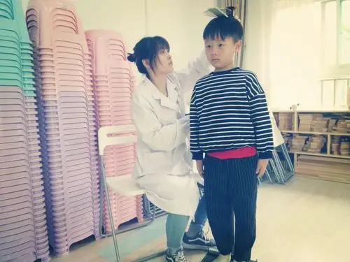 "我是健康自信的好宝宝"——记南京市康盛花园幼儿园"六·一"健康体检