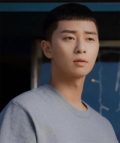 韩式栗子头发型,帅气清爽的短发,简单自然好打理