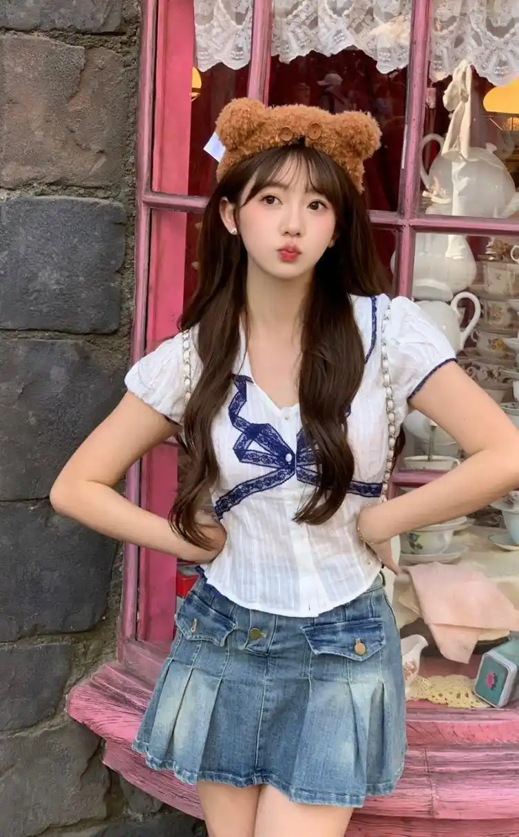 校花美女:王临川- 来自上海师范大学,白羊座神仙颜值小姐姐