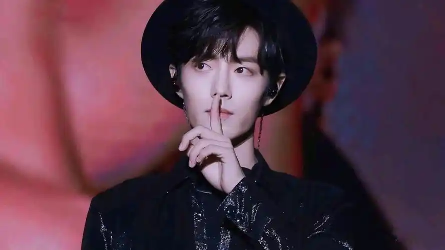 小飞侠们快来看,给大家准备了一组绝美肖战高清壁纸!