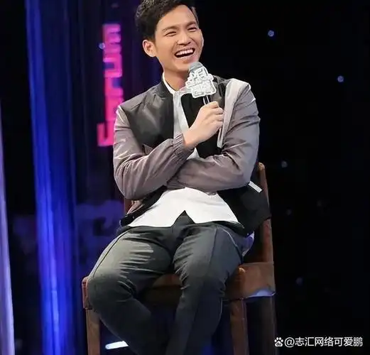 钟汉良,一位香港出生的台湾歌手和演员,同时也是内地观众熟知的"天涯