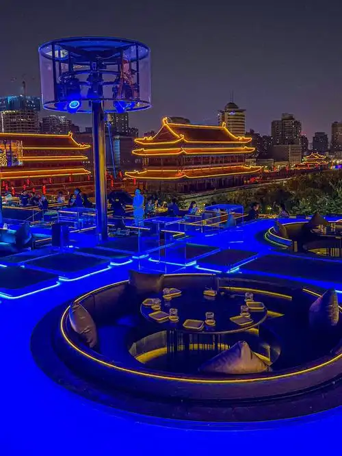 西安的plmm75别错过这家浪漫氛围餐酒吧