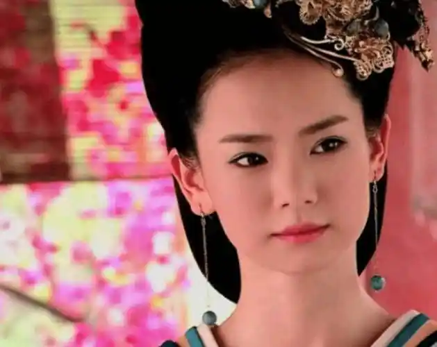 戚薇只适合演现代剧?