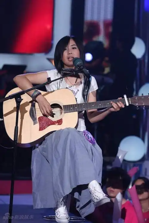 《我迷上了一种叫做音乐的东西》新浪娱乐讯 6月17日晚,2009快乐女声