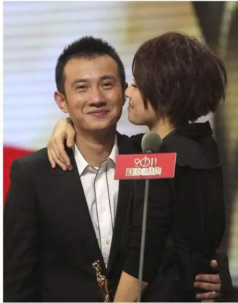 马伊琍白玉兰奖封后,感谢丈夫点拨演技,更感谢文章给她生活体验