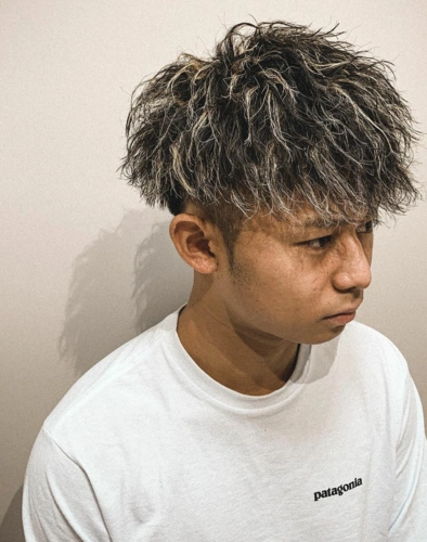 "渣男烫"|发型师|商城|小程序_新浪新闻