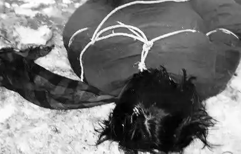 70年代最大女贪污犯执行死刑全程(组图)【14】