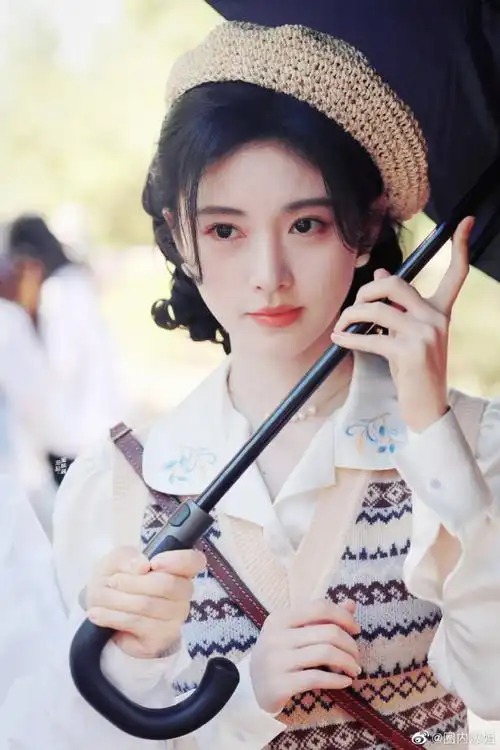 鞠婧祎民国千金造型##鞠婧祎粉墨江湖上班路透