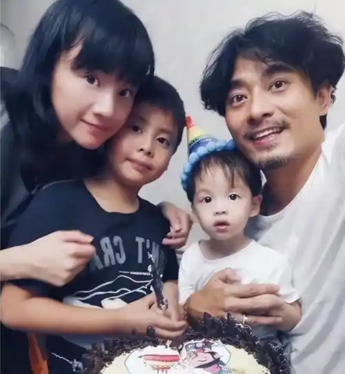 甩了薛之谦,情断胡彦斌,闪婚陈龙的章龄之,为啥那么多