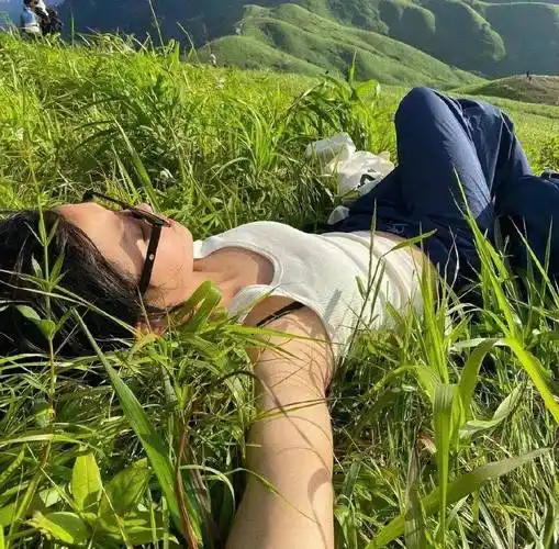 一组意境氛围感微信头像