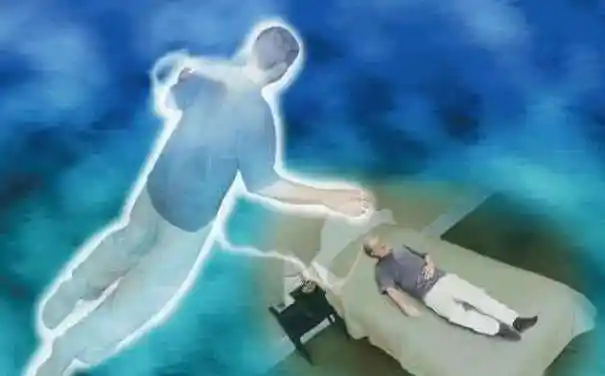 天堂是否真的存在?他研究150个"濒死体验"案例,揭示真相