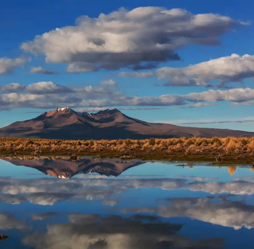 在玻利维亚的山,在玻利维亚的高山
