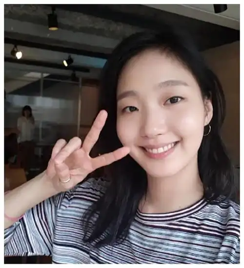 什么是典型的韩国人长相?金高银崔雪莉裴秀智很典型