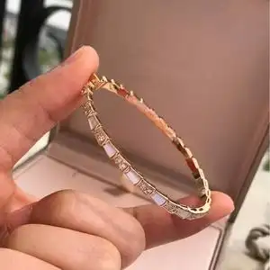 宝格丽黄金手镯