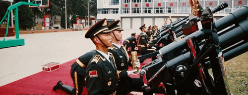 分享共和国礼炮部队的国家式求婚实力圈粉