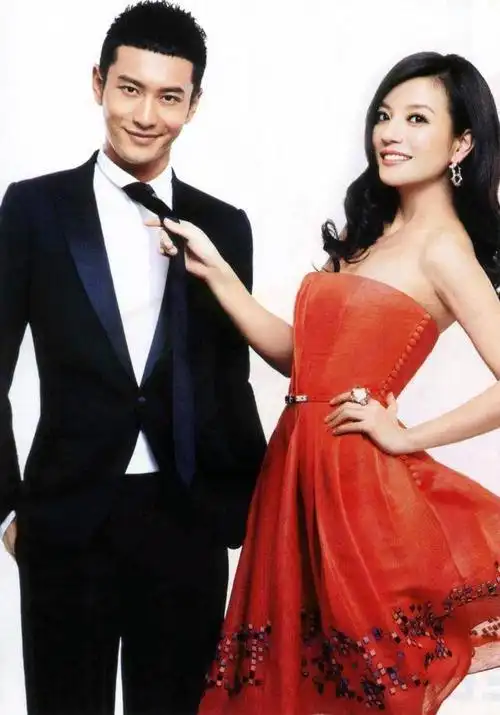 大学同窗多年好友赵薇为什么不选择黄晓明赵薇一句话道出实情