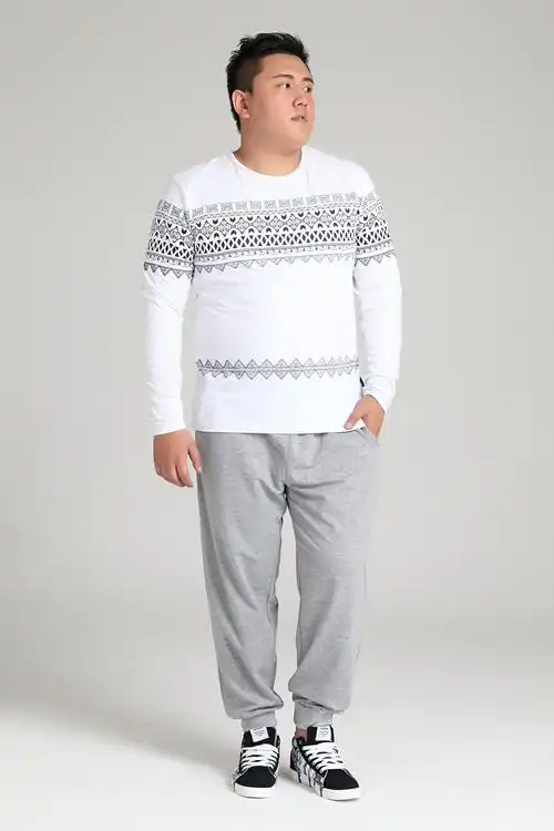 180cm.240斤,6xl 合适. 186cm