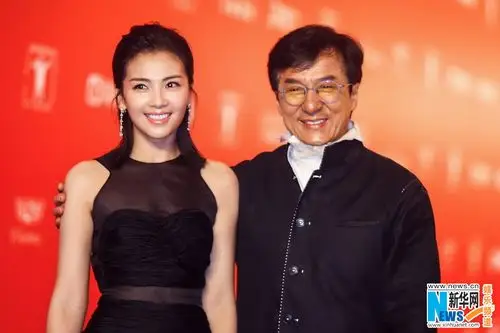 stars dazzle at shanghai film festival