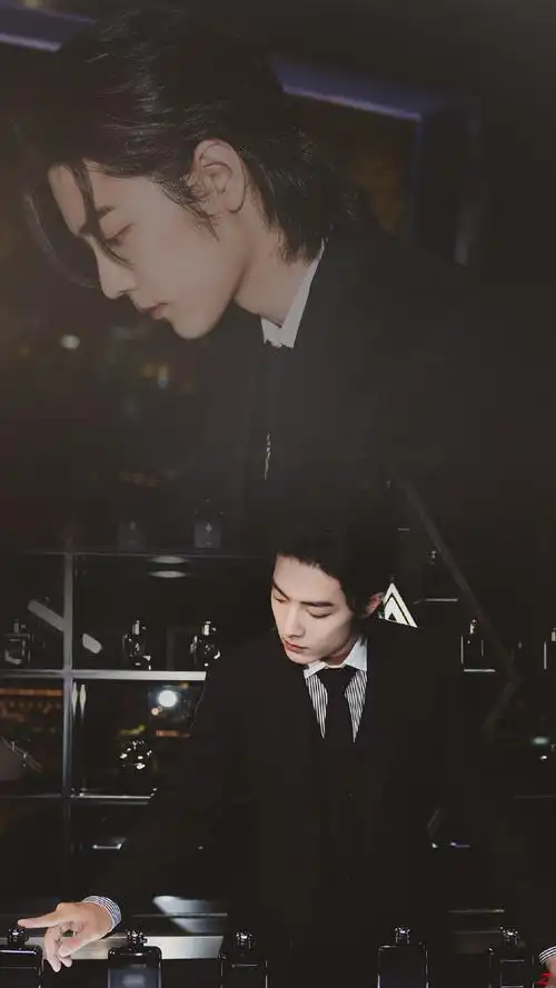 肖战超话#日常见肖战#溶图壁纸@x玖少年团肖战daytoy