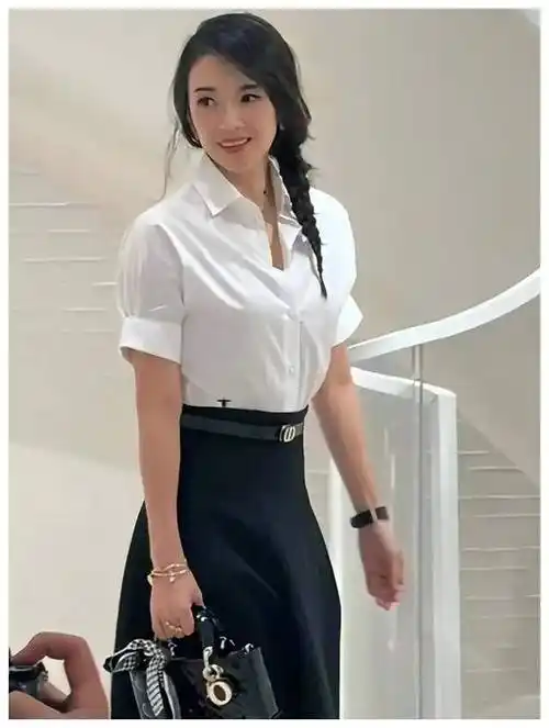 章子怡疑似购买百万大澳白在酱园弄杀青宴上哽咽感谢导演