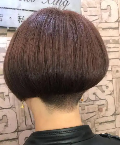 剃后脖短发正在流行