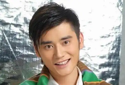 原创钱枫年轻时帅照被扒出和现在对比太惨烈扎心了