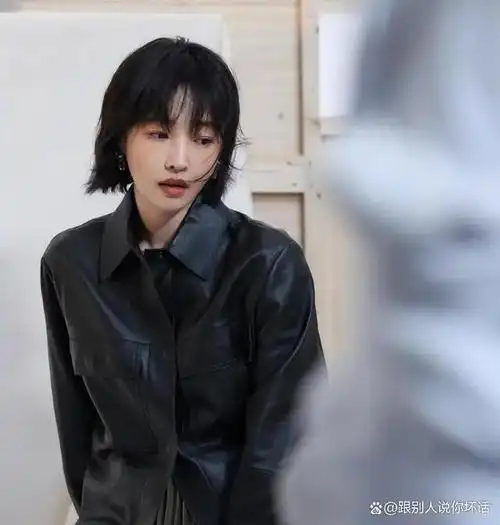 白百何再掀波澜新曝猛料胜过当年一指弹粉丝真是少见多怪