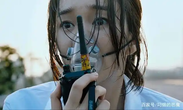 韩国电影《流感》残酷中的温情,美女演员秀爱演技一流