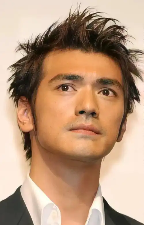 为什么很多女生get不到金城武的颜值