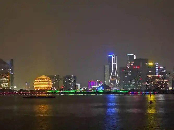 夜晚的杭州钱塘江夜景,惊艳眼球!