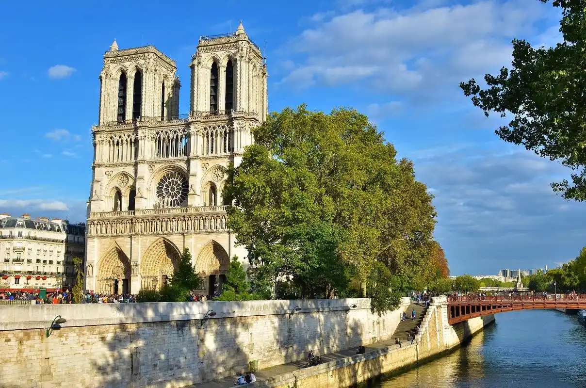 游记:巴黎圣母院,闻名世界的圣母院