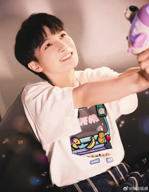 向全世界安利我家爱豆##周深929生日快乐##被周深生日图可爱到