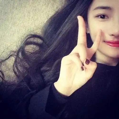 无敌可爱剪刀手