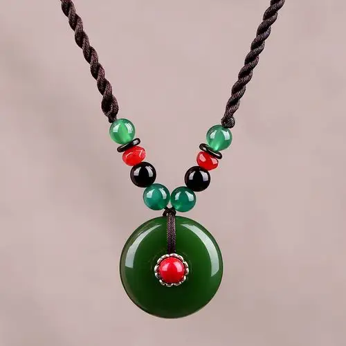 女人的美丽武器,那就非项链莫属了