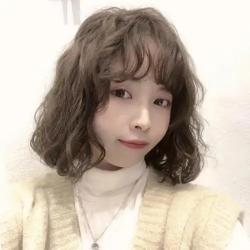 蛋卷头 圆脸发型推荐 显脸小发型 减龄短发小姐姐一定要尝试这款法式