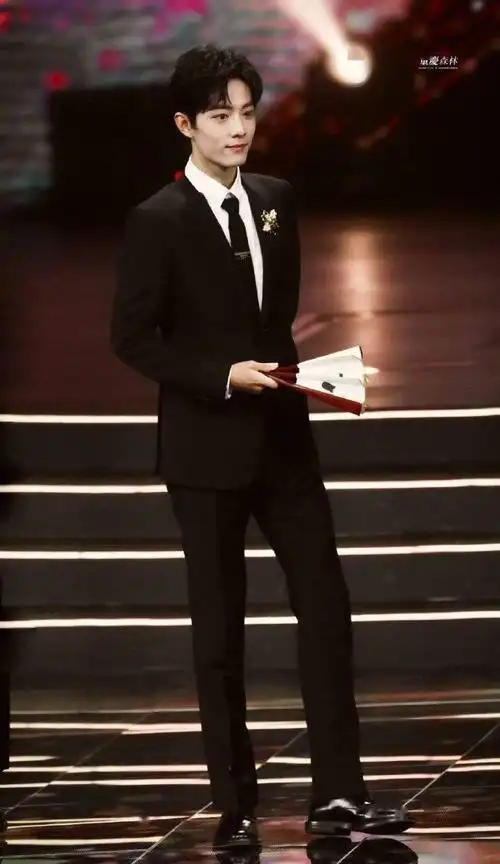 盘点娱乐圈十大长腿男星