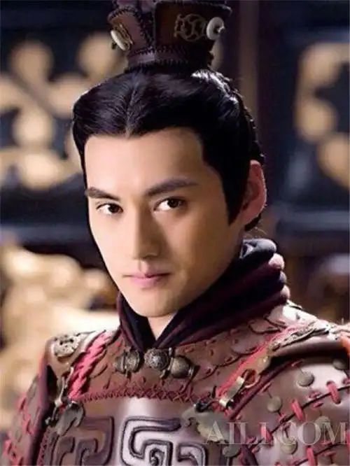 古装男神袁弘成了酱油男配中年危机来了怎么办