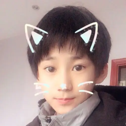 喜欢张真源小朋友,性格太可爱了,想要一个这样的儿子