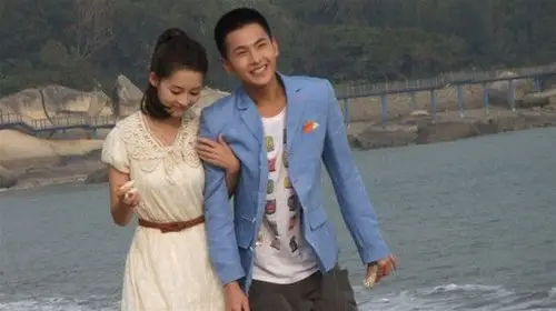 杨洋李沁演绎纯美初恋