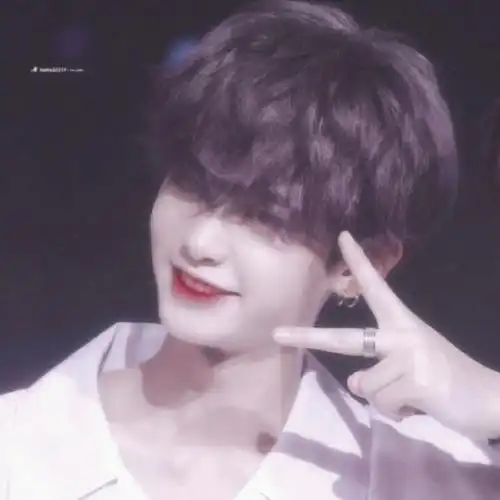 黄明昊.(自调滤镜)-心动头像库.-话本小说网