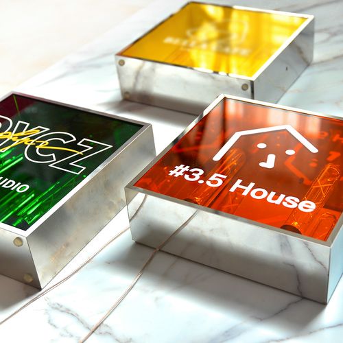 韩国ins小众创意设计彩色亚克力个性灯箱广告网红灯箱