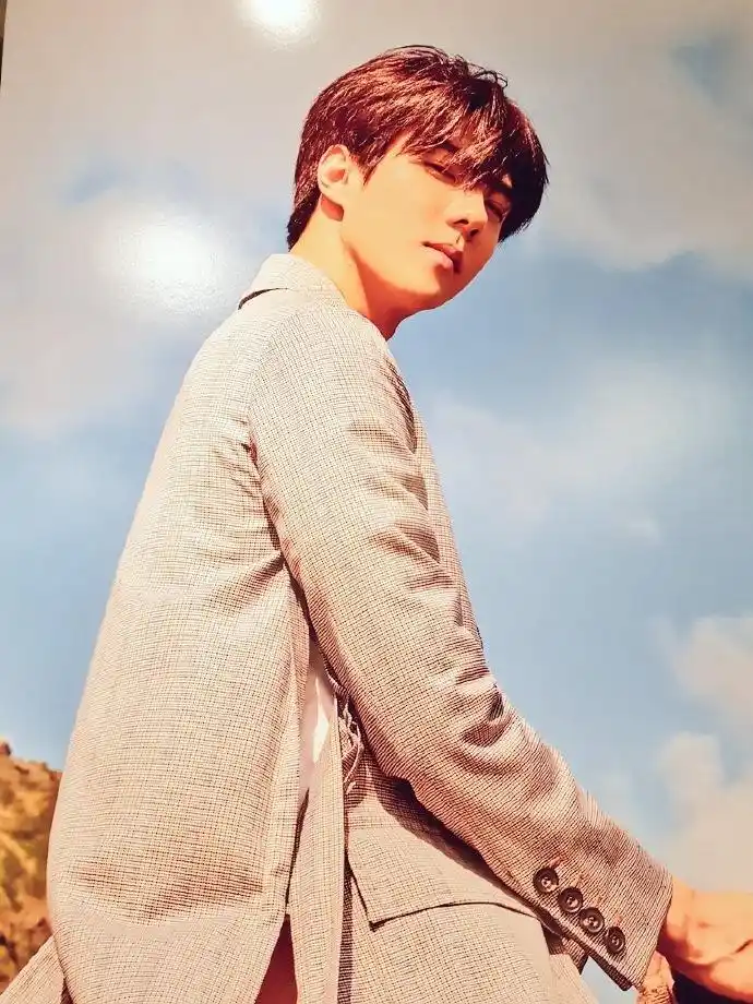 sm在线索肾,exo第二本夏威夷写真宣传照公开_歌迷