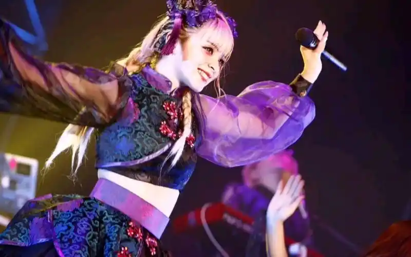 【garnidelia】水桥舞小姐姐美照