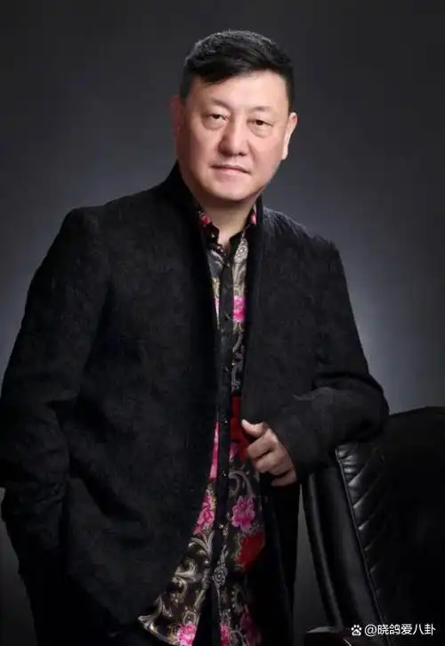 著名歌手韩磊:娶小16岁"蒙古族之花",婚后儿女全双幸福一生