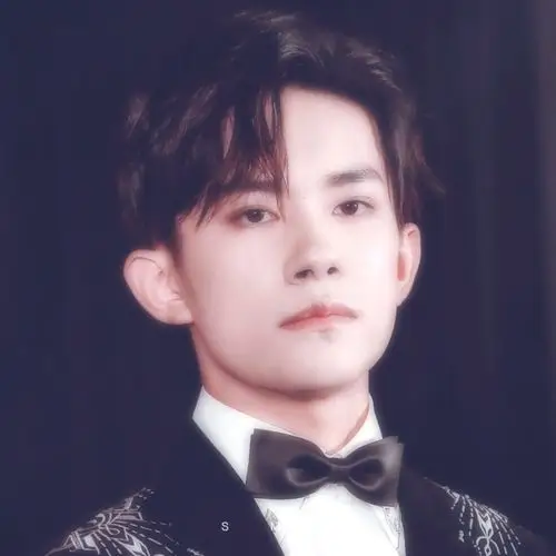 tfboys/王源/王俊凯/易烊千玺/头像/男生/网红
