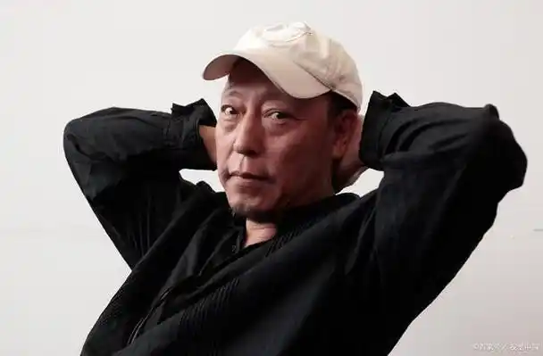 倪大红娶倪萍妹妹为妻,低调恩爱三十多年,演艺圈少有的模范夫妻