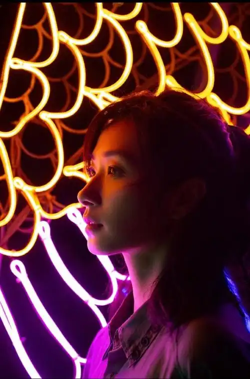 万茜超话#万茜八千里路云和月##万茜##万茜苏更生#    祝我们的夏日都