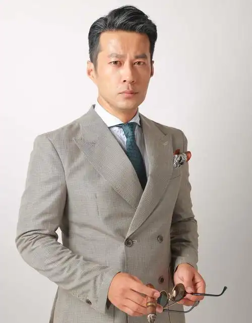 谭凯(中国内地影视男演员)_尚可名片