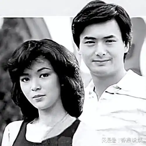 周润发离开陈玉莲后因赌气向女星求婚二婚娶陈荟莲一生无子